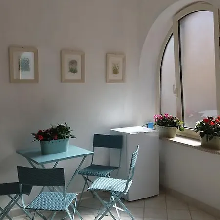 Leonardo Da Vinci Couette-café *
